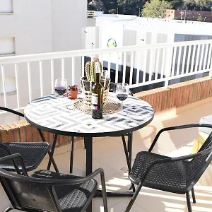 Alegre Apto Con Piscina, A 300m De La Playa. Blanes